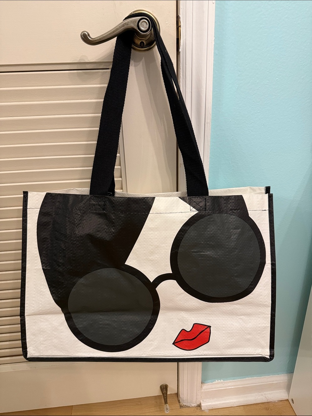 Alice + Olivia by Stacey Bendet Stace Face Reusable Shopping Bag Tote - Picture 2 of 3